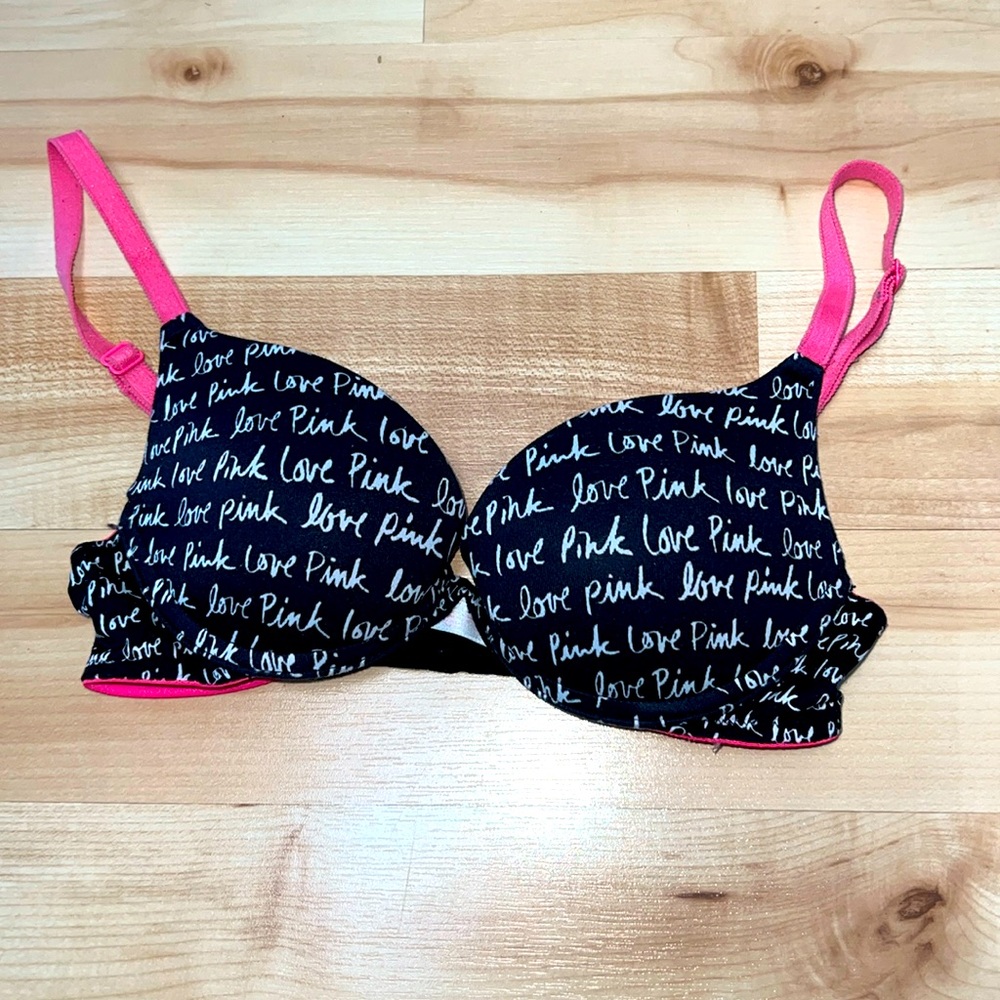 PINK 32A lettered push-up bra, underwire, scalloped adjustable detachable straps